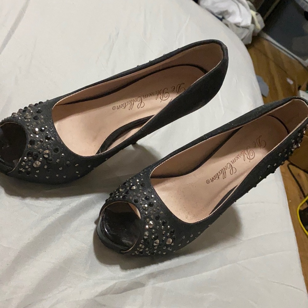 Gorgeous Sequin Black Open Toed Heels